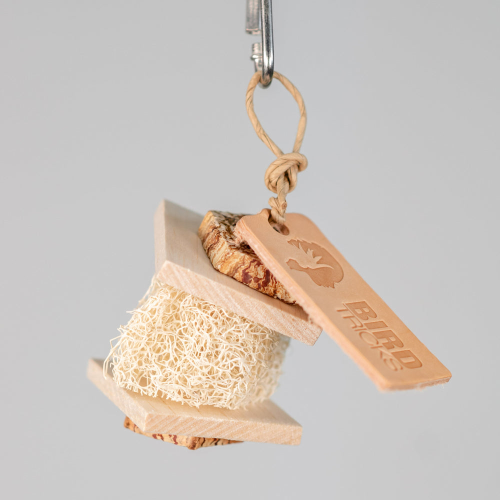 Loofah Forager bird toy – tiny foraging toy with loofah sponge and balsa slats for adjustable treat-hiding fun